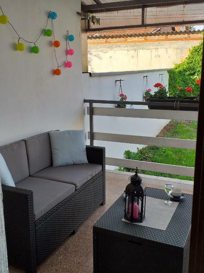 Petros Apartmani Vukovar Esterno foto